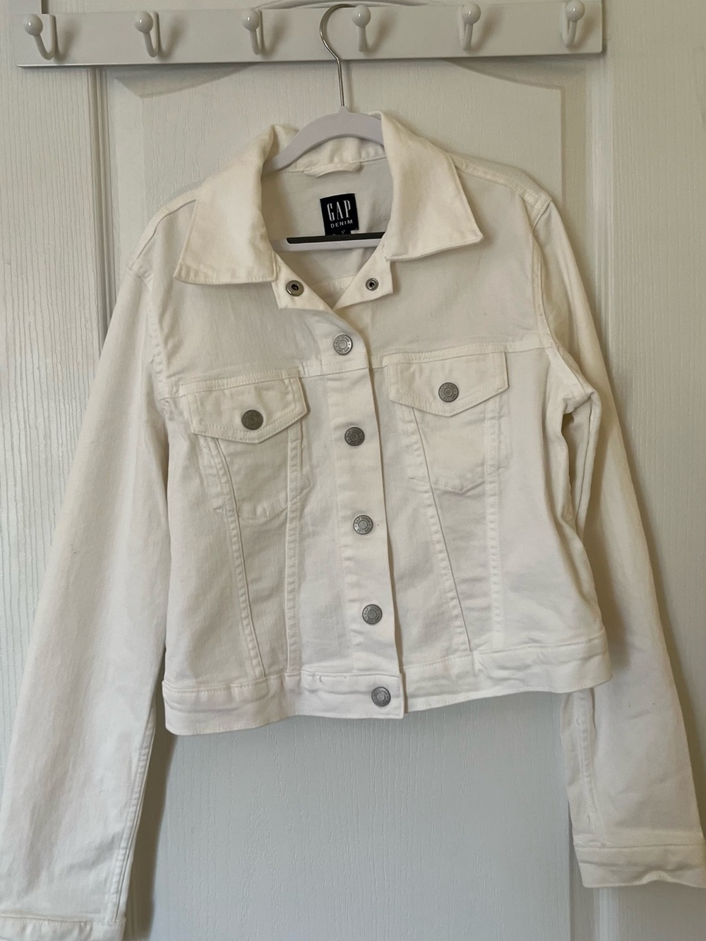 GAP Cream White Denim Jacket - Women's Button-Front Jean Jacket